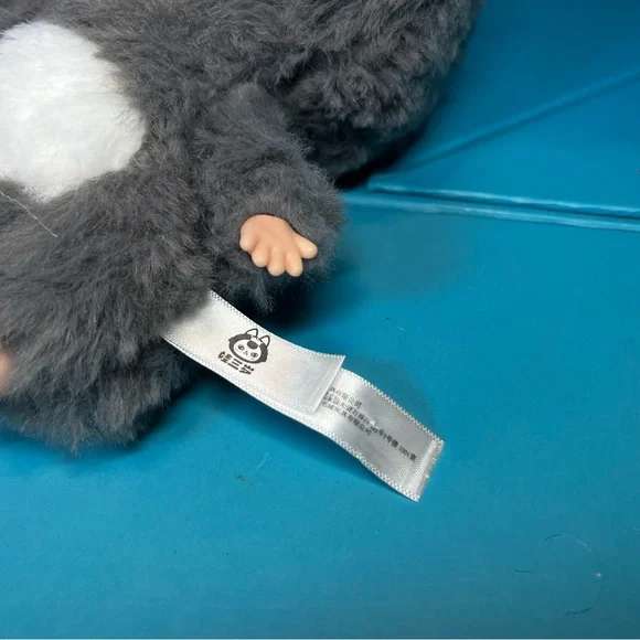 Cureplaneta - Baby Three - I Am Not a Warrior Vinyl Plush - Dog Warrior - Picture 6 of 13